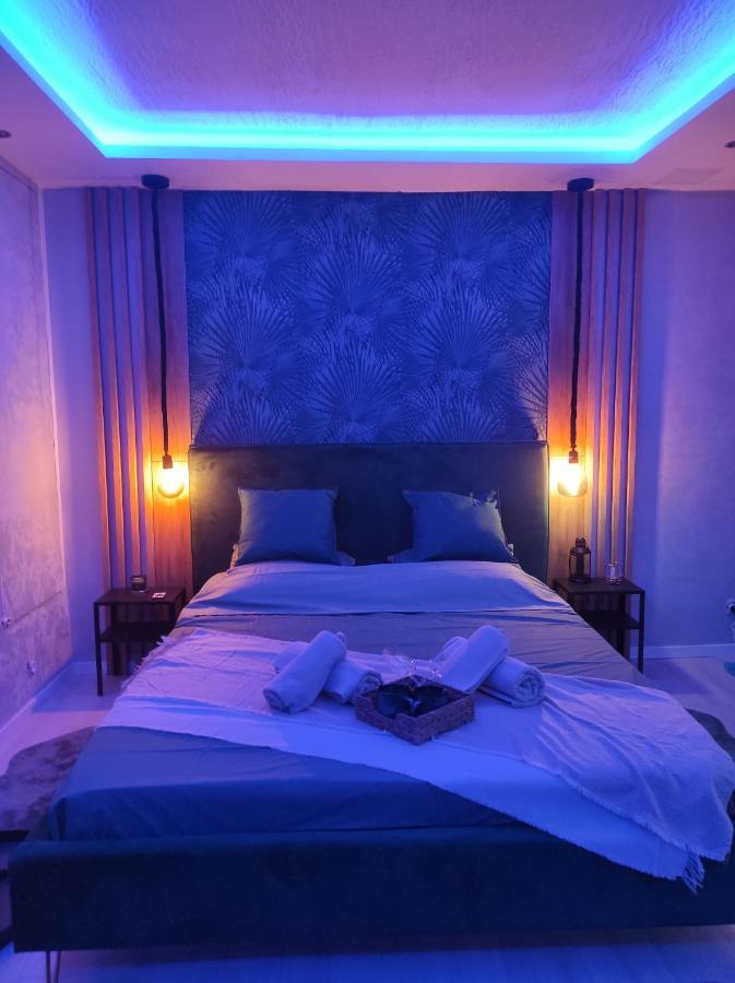 Appartement La Splenzia Spa Jacuzzi Wifi Clim Avignon Exterior photo